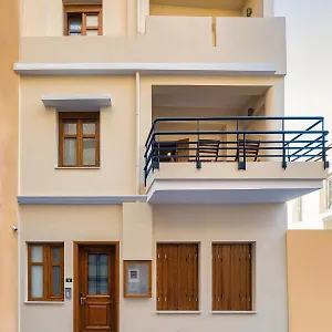 Quince Center , Ираклион Греция